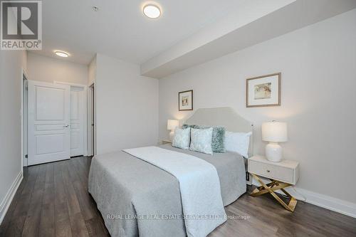 417 - 128 Garden Drive, Oakville, ON - Indoor Photo Showing Bedroom