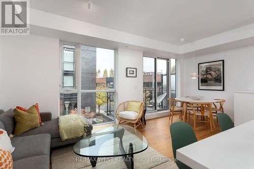 703 - 45 Sousa Mendes Street, Toronto, ON - Indoor Photo Showing Living Room