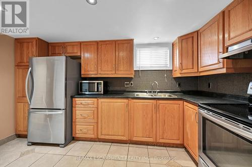 221 Gray Road, Hamilton, ON - Indoor Photo Showing Kitchen With Double Sink