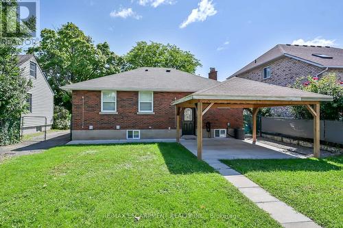 221 Gray Road, Hamilton, ON - Outdoor