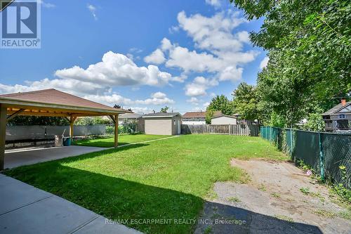 221 Gray Road, Hamilton, ON - Outdoor With Backyard