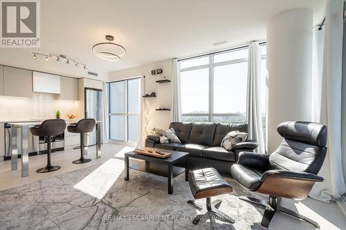 2302 - 30 Gibbs Road, Toronto, ON - Indoor Photo Showing Living Room