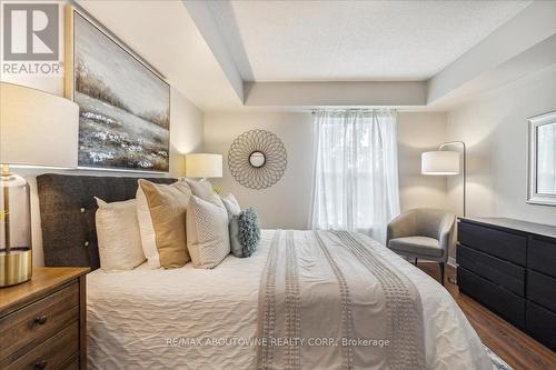 305 - 4005 Kilmer Drive, Burlington, ON - Indoor Photo Showing Bedroom