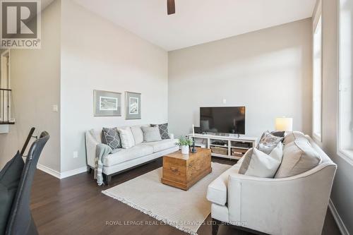 277 Landsborough Avenue, Milton, ON - Indoor Photo Showing Living Room