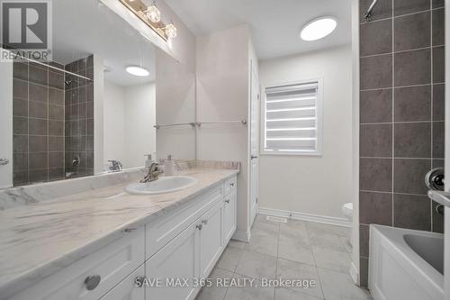 58 Stother Crescent, Bracebridge, ON - Indoor Photo Showing Bathroom