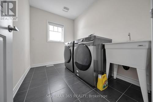 58 Stother Crescent, Bracebridge, ON - Indoor Photo Showing Laundry Room