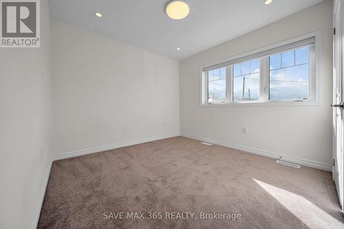 58 Stother Crescent, Bracebridge, ON - Indoor Photo Showing Other Room