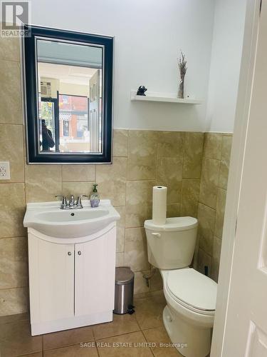 Main - 397 Vaughan Road, Toronto, ON - Indoor Photo Showing Bathroom