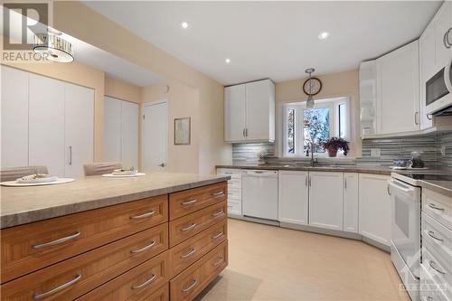 44 Almond Lane, Ottawa, ON - Indoor Photo Showing Kitchen