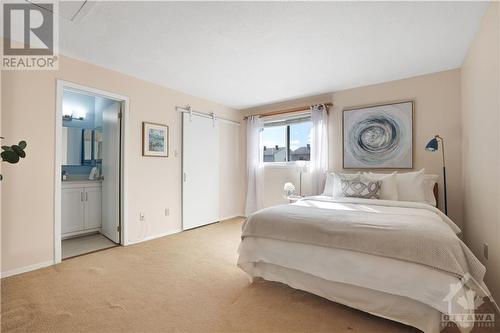 44 Almond Lane, Ottawa, ON - Indoor Photo Showing Bedroom