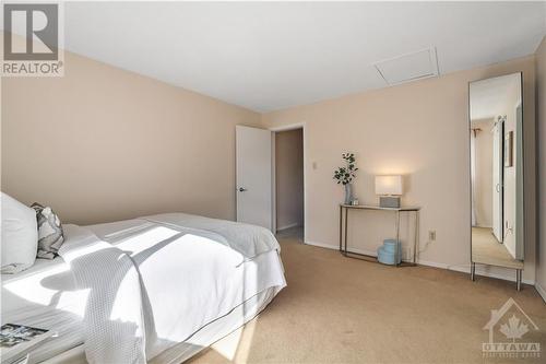 44 Almond Lane, Ottawa, ON - Indoor Photo Showing Bedroom