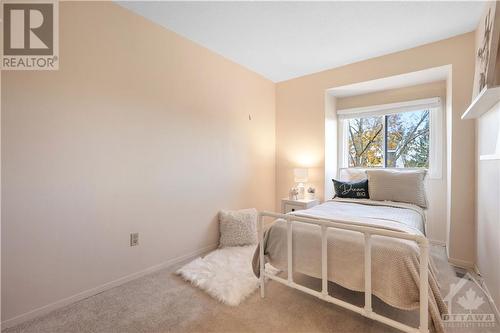 44 Almond Lane, Ottawa, ON - Indoor Photo Showing Bedroom