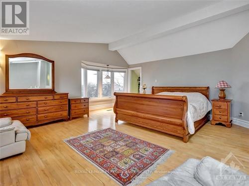 37 Charles Street, Ottawa, ON - Indoor Photo Showing Bedroom