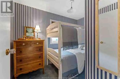 571 4Th Boulevard, Kingsville, ON - Indoor Photo Showing Bedroom