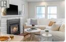 571 4Th Boulevard, Kingsville, ON  - Indoor Photo Showing Living Room With Fireplace 