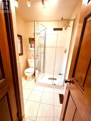 2101 10Th Side Road, Bradford West Gwillimbury, ON - Indoor Photo Showing Bathroom