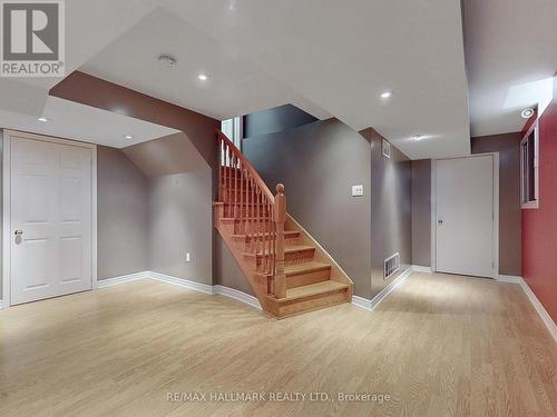 21 Taro Court, Richmond Hill, ON - Indoor