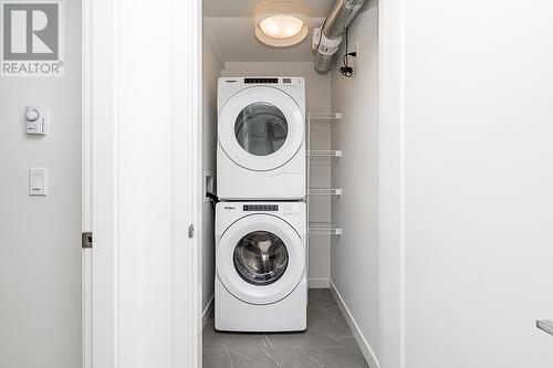 44 24076 112 Avenue, Maple Ridge, BC - Indoor Photo Showing Laundry Room