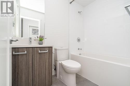 44 24076 112 Avenue, Maple Ridge, BC - Indoor Photo Showing Bathroom