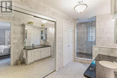 4 Sturgeon Glen Road, Kawartha Lakes (Fenelon Falls), ON - Indoor Photo Showing Bathroom