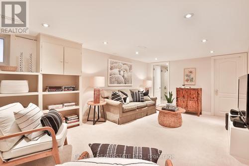 21 Lemay Road, Toronto, ON - Indoor Photo Showing Living Room