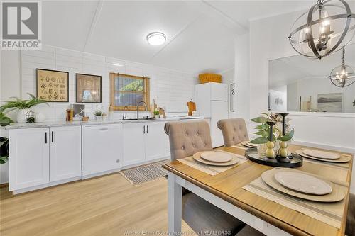 62 Wilder, Lakeshore, ON - Indoor Photo Showing Dining Room