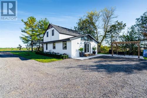 2214 Mersea Road 7, Leamington, ON - Outdoor