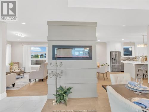 162 Whelan Drive, Amherstburg, ON - Indoor Photo Showing Dining Room