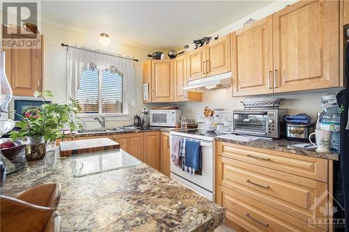 896 Flat Rapids Road, Arnprior, ON - Indoor Photo Showing Kitchen With Double Sink