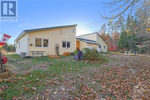 896 Flat Rapids Road, Arnprior, ON - Outdoor