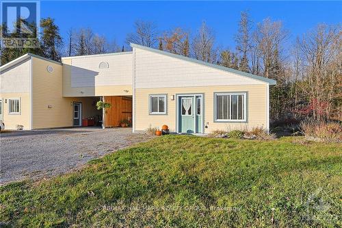 896 Flat Rapids Road, Mcnab/Braeside, ON - Outdoor