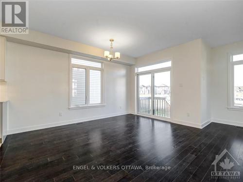 330 Monticello Avenue, Ottawa, ON - Indoor Photo Showing Other Room