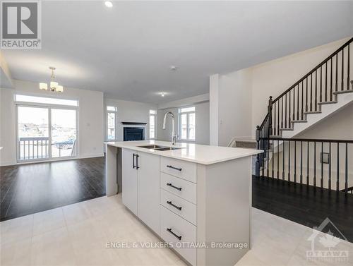 330 Monticello Avenue, Ottawa, ON - Indoor