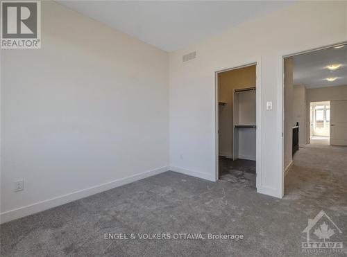 330 Monticello Avenue, Ottawa, ON - Indoor Photo Showing Other Room