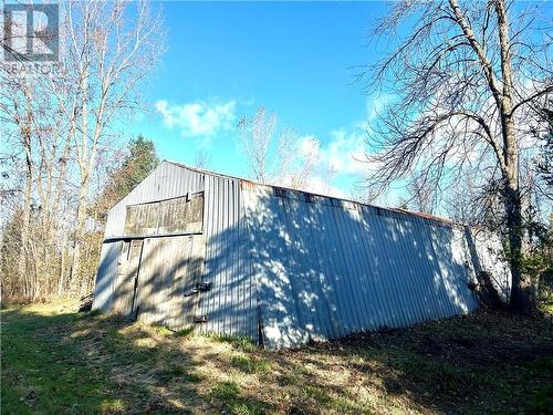 Large barn for storage of RV, pleasure crafts, cars. - 58 County Road 40 Road, Athens, ON - Outdoor