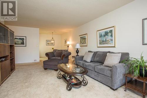 308 6660 Buswell Street, Richmond, BC - Indoor Photo Showing Living Room