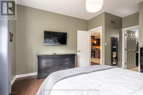 39 - 310 Southbrook Drive, Hamilton, ON - Indoor Photo Showing Bedroom