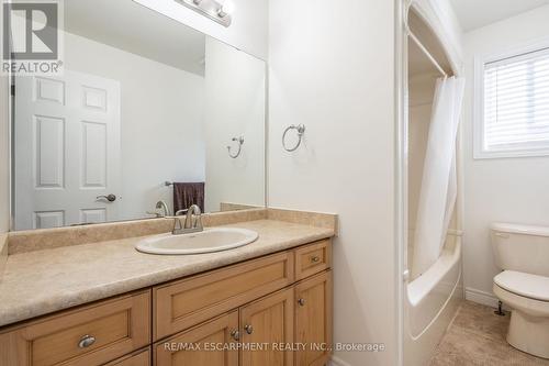 39 - 310 Southbrook Drive, Hamilton, ON - Indoor Photo Showing Bathroom