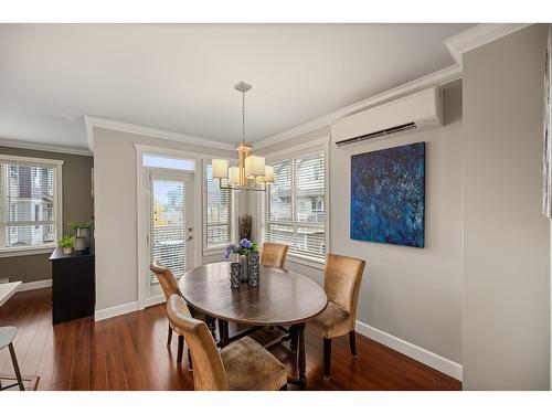 9 19560 68 Avenue, Surrey, BC - Indoor Photo Showing Dining Room