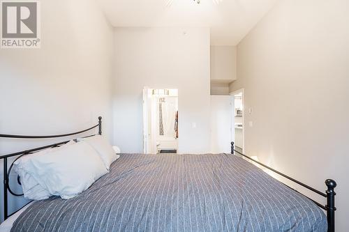 417 12075 Edge Street, Maple Ridge, BC - Indoor Photo Showing Bedroom