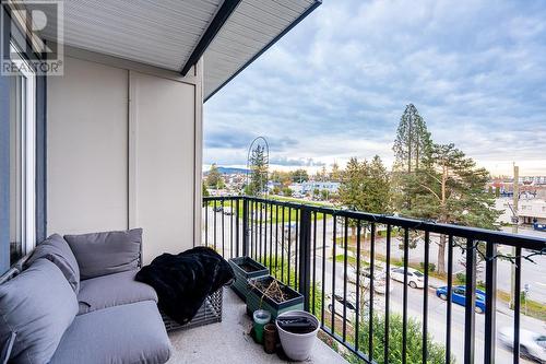 417 12075 Edge Street, Maple Ridge, BC - Outdoor With Exterior