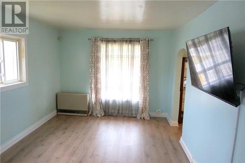 37B Serpentine Street, Copper Cliff, ON - Indoor Photo Showing Other Room