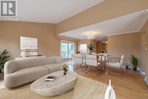 3008 Meadowgate Boulevard, London, ON - Indoor Photo Showing Living Room