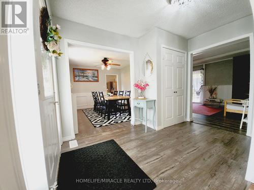 6234 Yonge Street, Innisfil, ON - Indoor Photo Showing Other Room