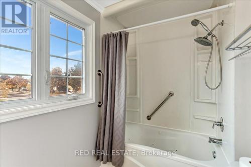 56 Knicely Road, Barrie, ON - Indoor Photo Showing Bathroom