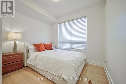 217 - 7 Kenaston Gardens, Toronto, ON - Indoor Photo Showing Bedroom