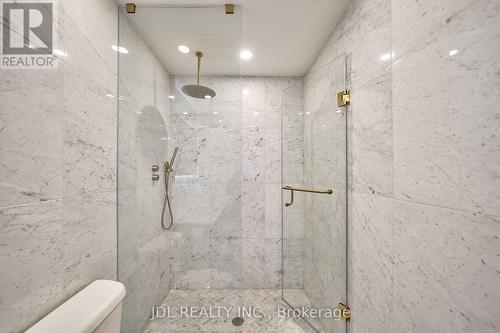 217 - 7 Kenaston Gardens, Toronto, ON - Indoor Photo Showing Bathroom