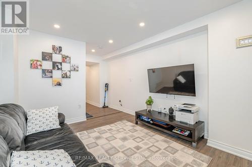 54 Fletchers Creek Boulevard, Brampton, ON - Indoor Photo Showing Living Room