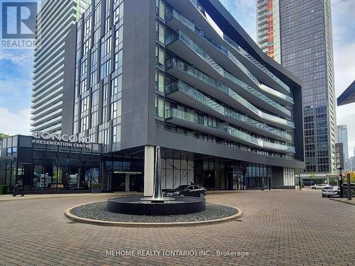 902 - 70 Queens Wharf Road, Toronto, ON - Outdoor