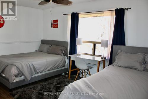 2331 Lakeside Road, Douro-Dummer, ON - Indoor Photo Showing Bedroom